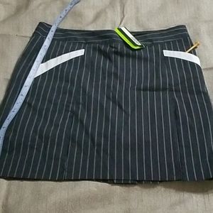 IZOD "NWT" Golf skirt